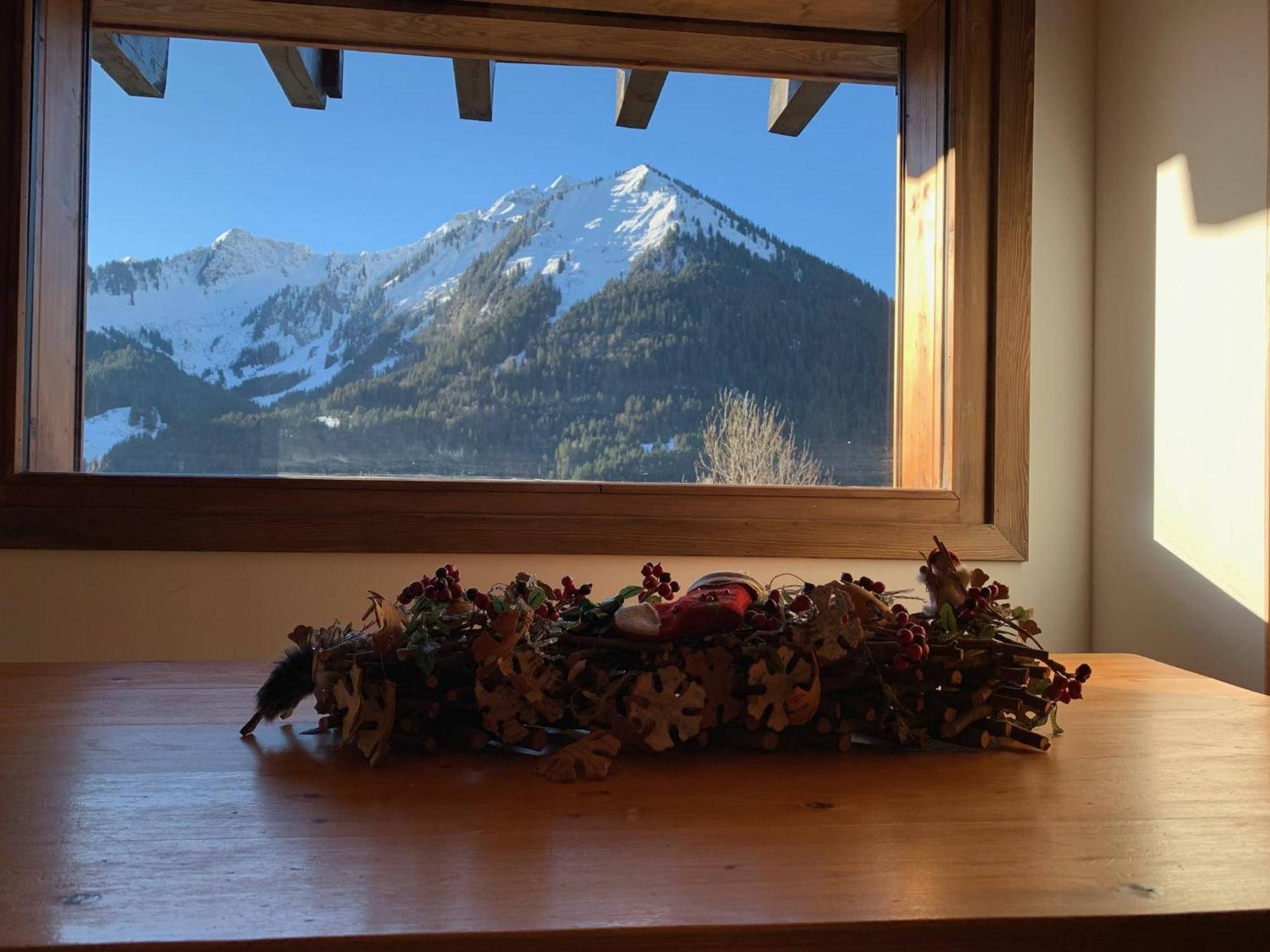 Charming, Cosy Chalet Nestled In A Breathtaking Surrounding With Spectacular, Stunning Mountain Views Abondance Exterior foto